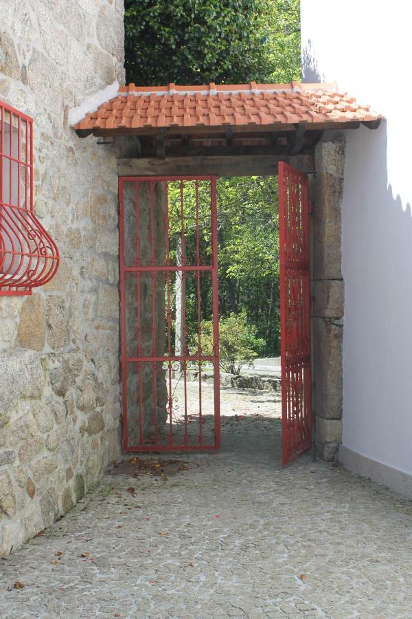 Casa Dos Namorados 발르 드 캄브라 외부 사진